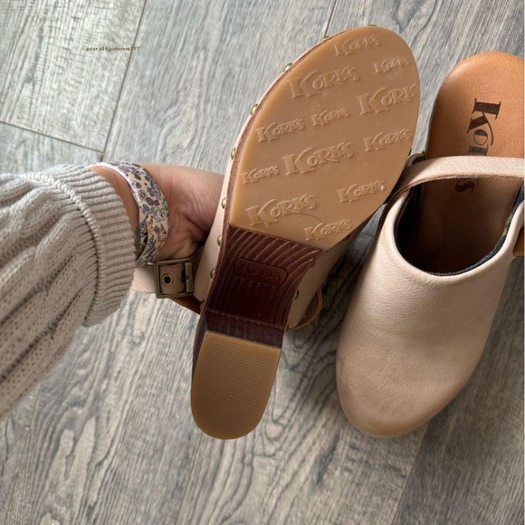 Korks Darby Clogs- Natural - Picture 4 of 4